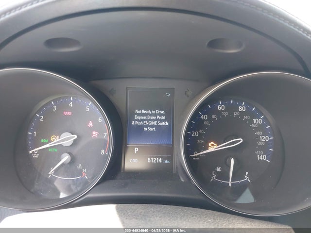 44934640 :رقم المزاد ، NMTKHMBX8KR091908 vin ، 2019 Toyota C-hr Xle مزاد بيع