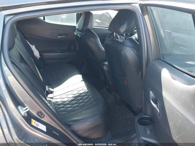 44934640 :رقم المزاد ، NMTKHMBX8KR091908 vin ، 2019 Toyota C-hr Xle مزاد بيع