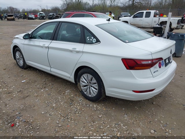 Продажа на аукционе авто 2019 Volkswagen Jetta 1.4t R-line/1.4t S/1.4t Se, vin: 3VWCB7BU3KM139245, номер лота: 44934663