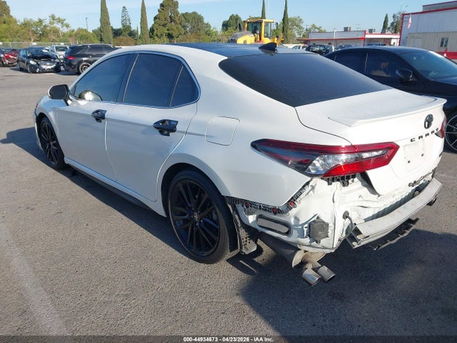 Toyota CAMRY XSE 2022 4T1K61AK3NU019859 Image 3