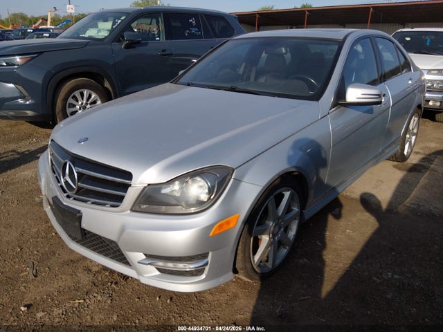 44934701 :رقم المزاد ، WDDGF8ABXER325341 vin ، 2014 Mercedes-benz C 300 Sport 4matic مزاد بيع