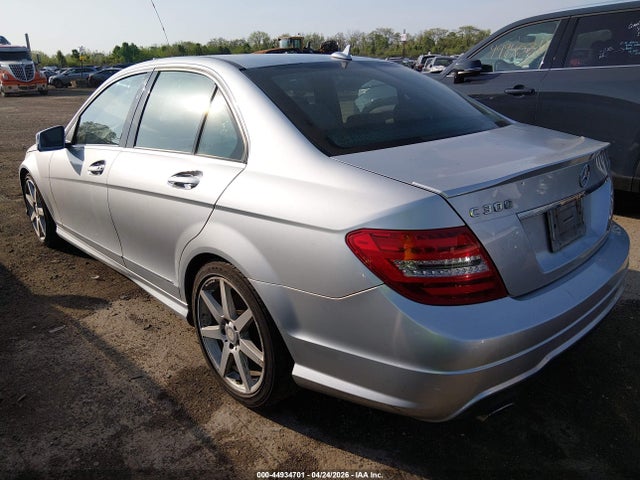 44934701 :رقم المزاد ، WDDGF8ABXER325341 vin ، 2014 Mercedes-benz C 300 Sport 4matic مزاد بيع