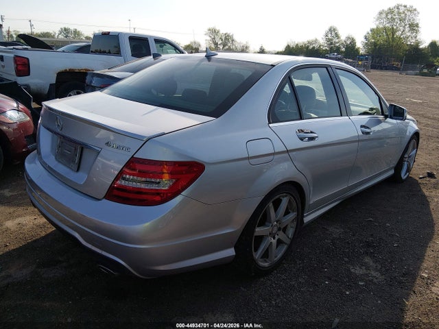 44934701 :رقم المزاد ، WDDGF8ABXER325341 vin ، 2014 Mercedes-benz C 300 Sport 4matic مزاد بيع
