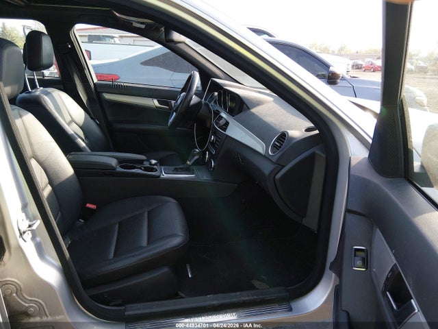 44934701 :رقم المزاد ، WDDGF8ABXER325341 vin ، 2014 Mercedes-benz C 300 Sport 4matic مزاد بيع