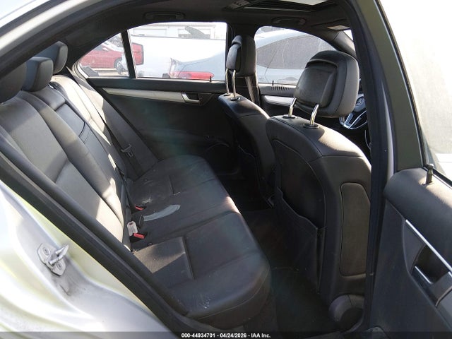 44934701 :رقم المزاد ، WDDGF8ABXER325341 vin ، 2014 Mercedes-benz C 300 Sport 4matic مزاد بيع