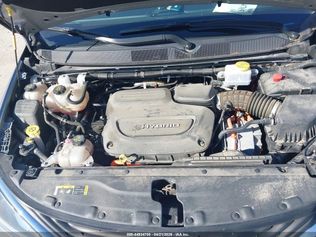 44934705 :رقم المزاد ، 2C4RC1H7XJR311660 vin ، 2018 Chrysler Pacifica Hybrid Touring Plus مزاد بيع
