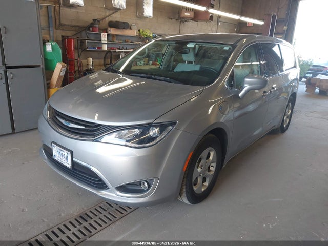 44934705 :رقم المزاد ، 2C4RC1H7XJR311660 vin ، 2018 Chrysler Pacifica Hybrid Touring Plus مزاد بيع