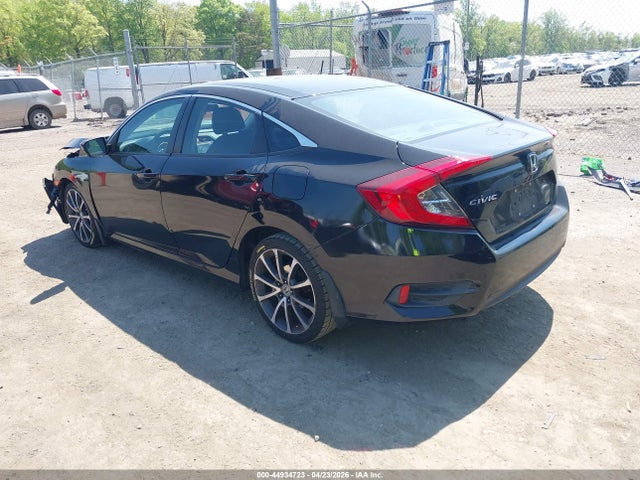 Aukcja sprzedaży 2018 Honda Civic Lx, vin: 2HGFC2F52JH573819, numer aukcji: 44934723