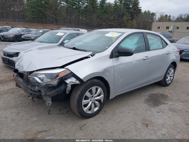 Toyota COROLLA LE 2015 2T1BURHE6FC275419 Image 2