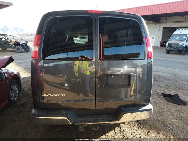 Chevrolet Express 3500 Lt 2017 1GAZGPFGXH1273185 Image 16
