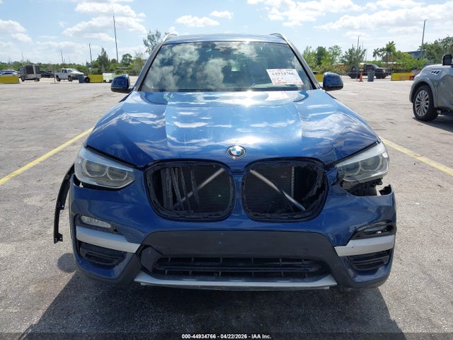 44934766 :رقم المزاد ، 5UXTR9C59JLD63638 vin ، 2018 Bmw X3 Xdrive30i مزاد بيع