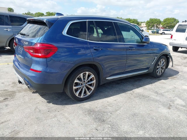 44934766 :رقم المزاد ، 5UXTR9C59JLD63638 vin ، 2018 Bmw X3 Xdrive30i مزاد بيع