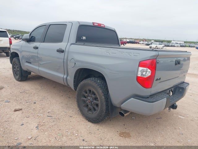 Продаж на аукціоні авто 2017 Toyota Tundra Trd Pro 5.7l V8, vin: 5TFDW5F18HX661582, номер лоту: 44934768