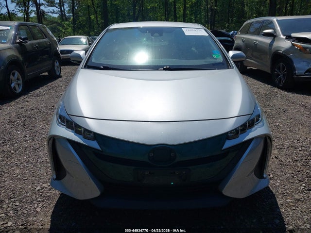 Продажа на аукционе авто 2017 Toyota Prius Prime Premium, vin: JTDKARFP1H3004194, номер лота: 44934770
