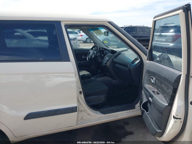 Продажа на аукционе авто 2013 Kia Soul +, vin: KNDJT2A62D7581511, номер лота: 44934790