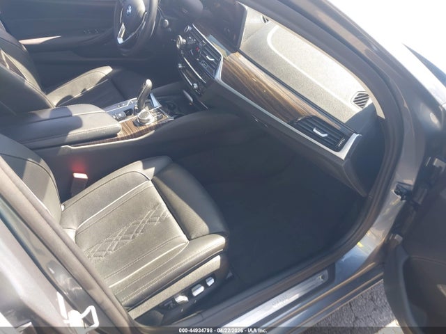 WBA33AG00NCK23271 BMW 530e Xdrive
