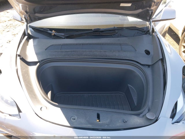 Продажа на аукционе авто 2025 Tesla Model Y Long Range Dual Motor All-wheel Drive, vin: 7SAYGDEE1SF297457, номер лота: 44934809