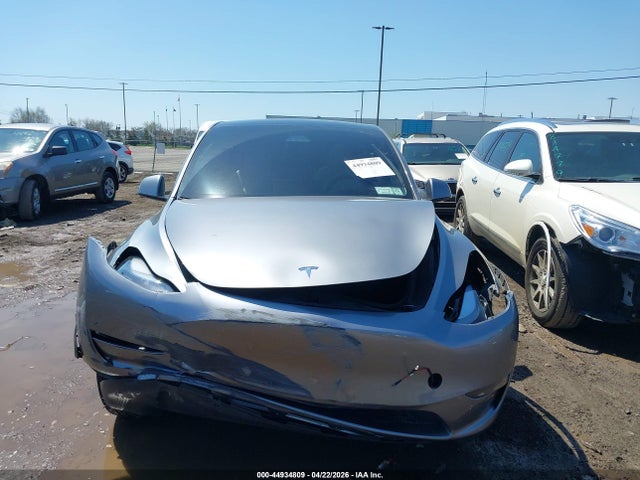 Продажа на аукционе авто 2025 Tesla Model Y Long Range Dual Motor All-wheel Drive, vin: 7SAYGDEE1SF297457, номер лота: 44934809