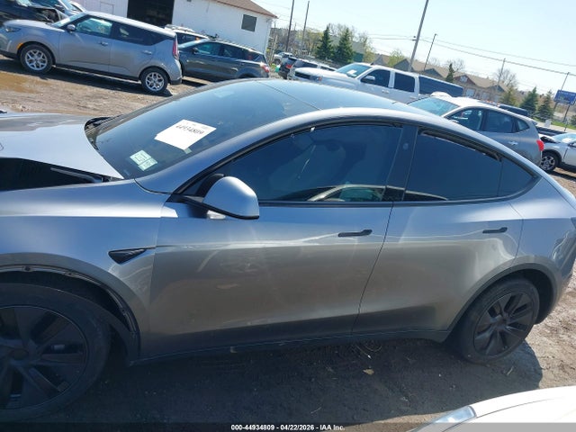 Продажа на аукционе авто 2025 Tesla Model Y Long Range Dual Motor All-wheel Drive, vin: 7SAYGDEE1SF297457, номер лота: 44934809