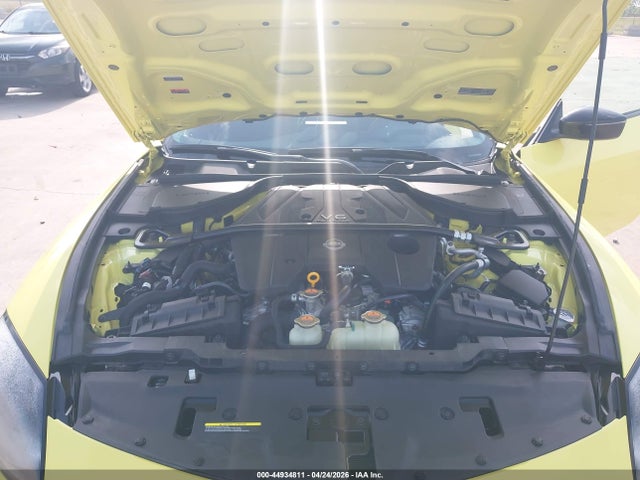 JN1BZ4BH5PM310479 Nissan Z Performance Manual