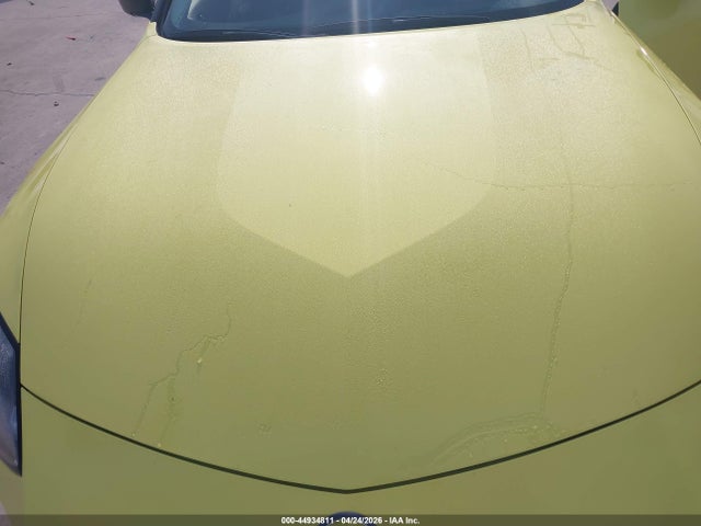 JN1BZ4BH5PM310479 Nissan Z Performance Manual