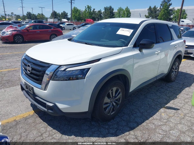 5N1DR3AC1PC237313 Nissan Pathfinder S 4wd