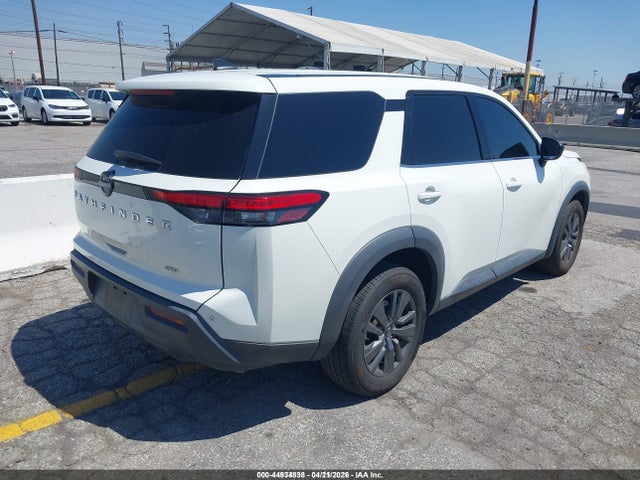 5N1DR3AC1PC237313 Nissan Pathfinder S 4wd