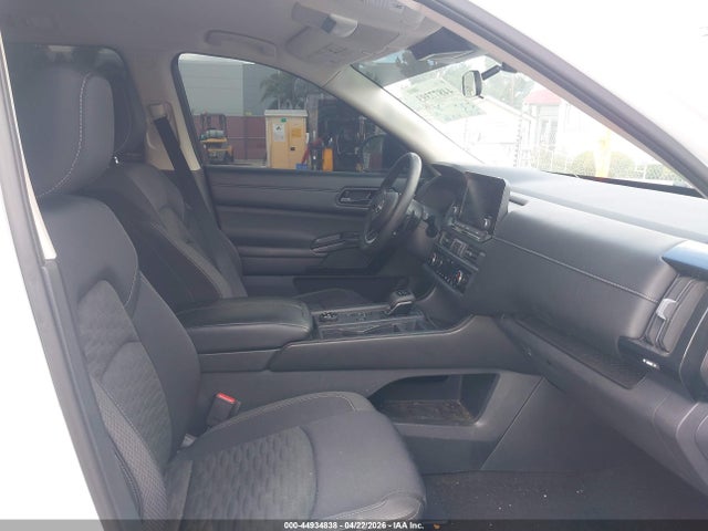 5N1DR3AC1PC237313 Nissan Pathfinder S 4wd