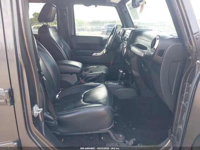 2016 Jeep Wrangler Unlimited Sahara მანქანა იყიდება აუქციონზე, vin: 1C4HJWEG6GL245645, აუქციონის ნომერი: 44934901