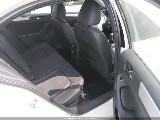 44934906 :رقم المزاد ، 3VW587AJ9CM018753 vin ، 2012 Volkswagen Jetta Gli Autobahn مزاد بيع