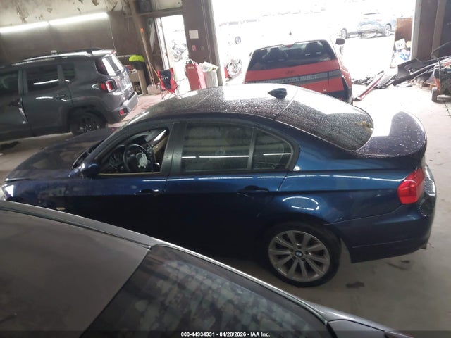 44934931 :رقم المزاد ، WBAPK5G5XBNN81209 vin ، 2011 Bmw 328i Xdrive مزاد بيع