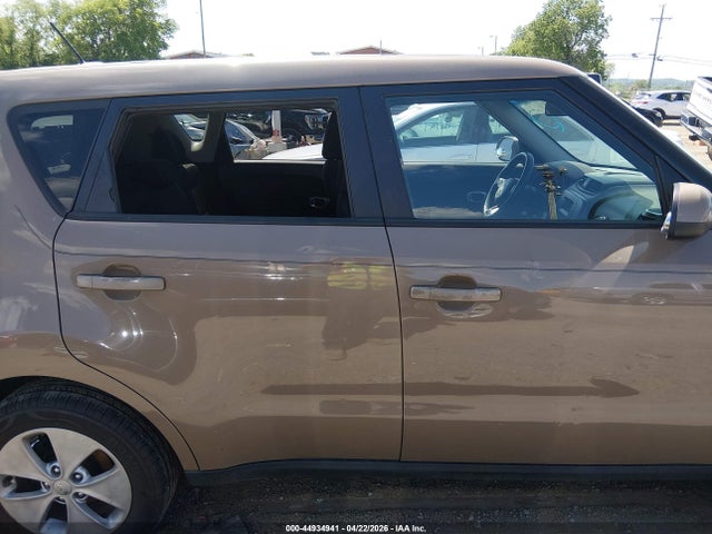 Продажа на аукционе авто 2015 Kia Soul, vin: KNDJN2A24F7156043, номер лота: 44934941