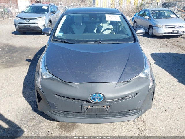 Toyota Prius Two 2017 JTDKBRFUXH3035124 Image 12