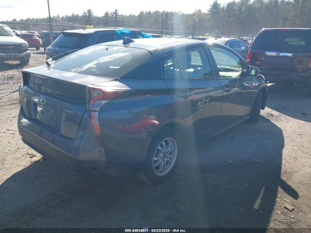 Toyota Prius Two 2017 JTDKBRFUXH3035124 Image 4