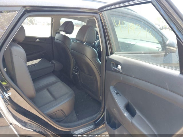 Продажа на аукционе авто 2016 Hyundai Tucson Limited, vin: KM8J3CA24GU065820, номер лота: 44934990