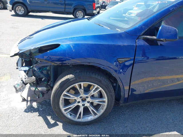 Продаж на аукціоні авто 2023 Tesla Model Y Awd/long Range Dual Motor All-wheel Drive, vin: 7SAYGDEE6PA121542, номер лоту: 44935070