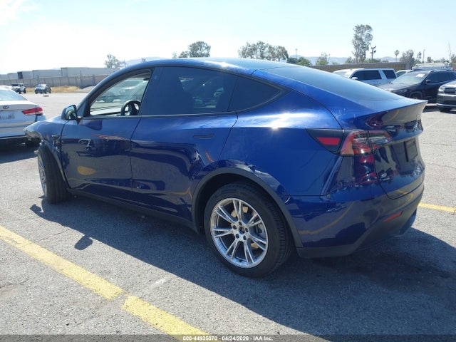 Продаж на аукціоні авто 2023 Tesla Model Y Awd/long Range Dual Motor All-wheel Drive, vin: 7SAYGDEE6PA121542, номер лоту: 44935070