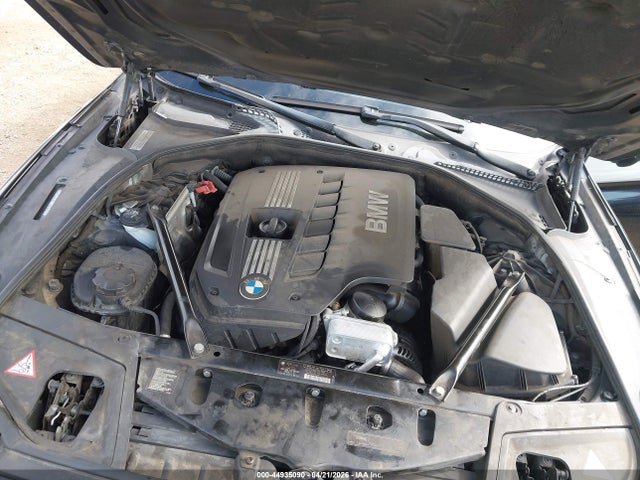 44935090 :رقم المزاد ، WBAFR1C59BC741582 vin ، 2011 Bmw 528i مزاد بيع