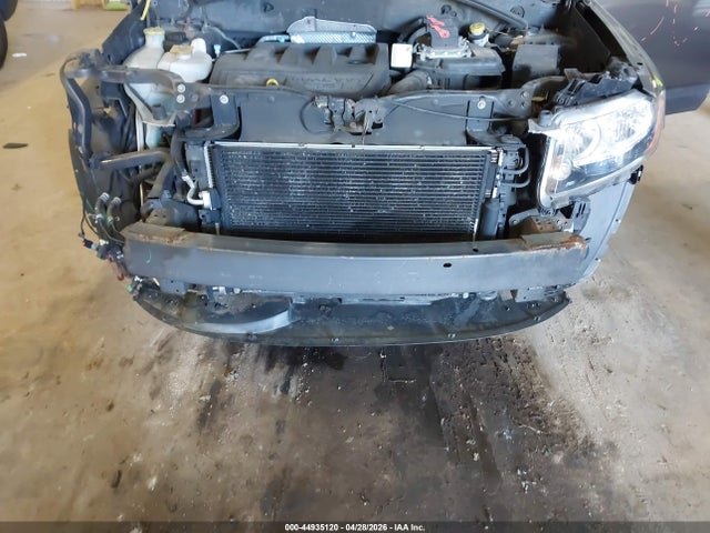 44935120 :رقم المزاد ، 1C4NJDEB8GD631229 vin ، 2016 Jeep Compass Latitude مزاد بيع