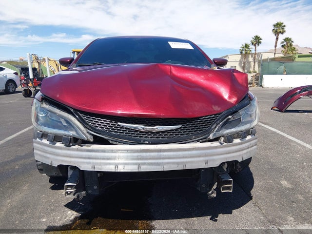 44935157 :رقم المزاد ، 1C3CCCBG7FN739074 vin ، 2015 Chrysler 200 S مزاد بيع