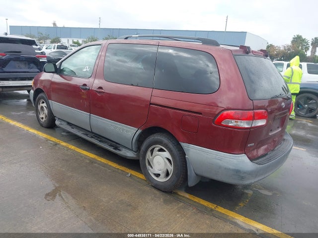 Aukcja sprzedaży 2002 Toyota Sienna Le, vin: 4T3ZF13C12U437781, numer aukcji: 44935171