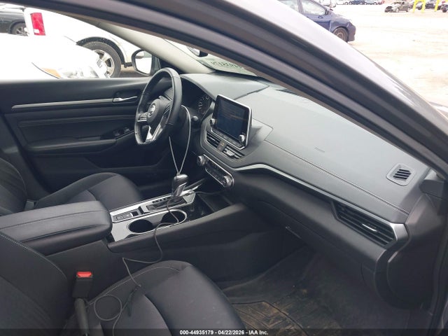 1N4BL4DW8LC151828 Nissan Altima Sv Intelligent Awd