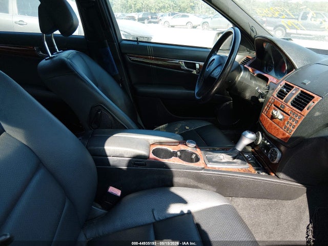 44935193 :رقم المزاد ، WDDGF5EB9BR173055 vin ، 2011 Mercedes-benz C 300 Sport مزاد بيع
