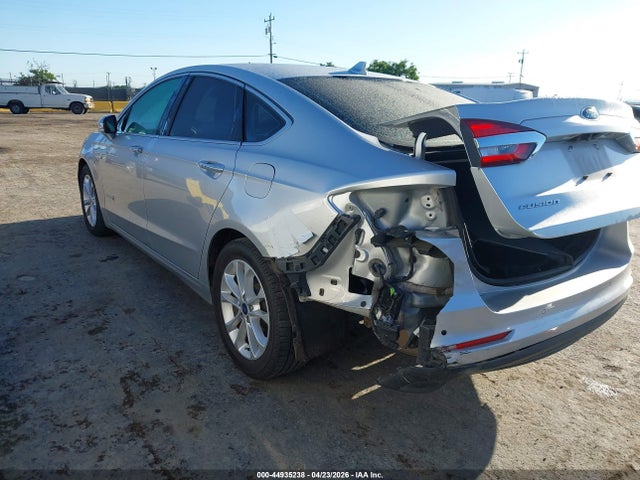 3FA6P0MU1KR185672 Ford Fusion Hybrid Sel