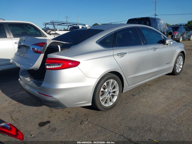 3FA6P0MU1KR185672 Ford Fusion Hybrid Sel