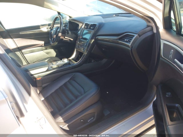 3FA6P0MU1KR185672 Ford Fusion Hybrid Sel