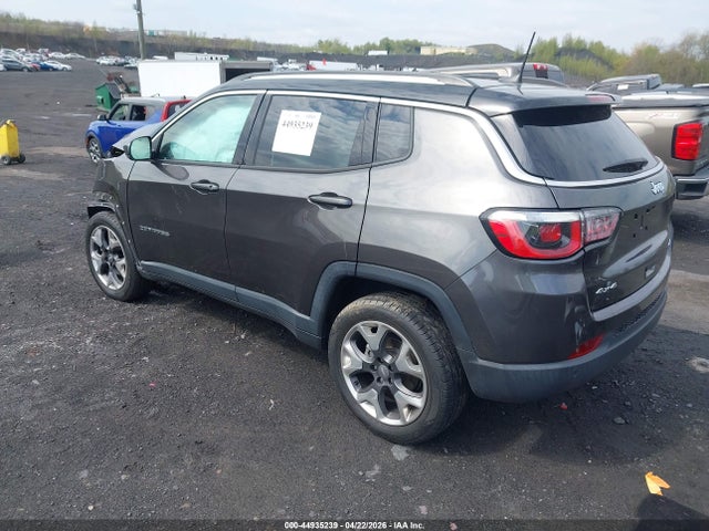 44935239 :رقم المزاد ، 3C4NJDCB7JT354853 vin ، 2018 Jeep Compass Limited 4x4 مزاد بيع