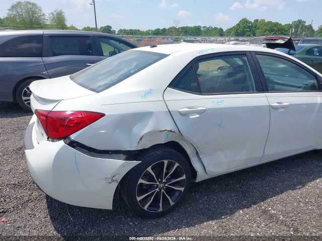 2017 Toyota Corolla Se მანქანა იყიდება აუქციონზე, vin: 5YFBURHE9HP635429, აუქციონის ნომერი: 44935250