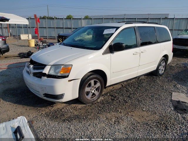 2010 Dodge Grand Caravan Hero მანქანა იყიდება აუქციონზე, vin: 2D4RN3D17AR439770, აუქციონის ნომერი: 44935261