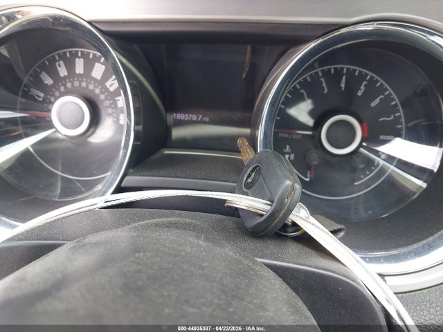 44935387 :رقم المزاد ، 1ZVBP8AM8E5199908 vin ، 2014 Ford Mustang V6 Premium مزاد بيع